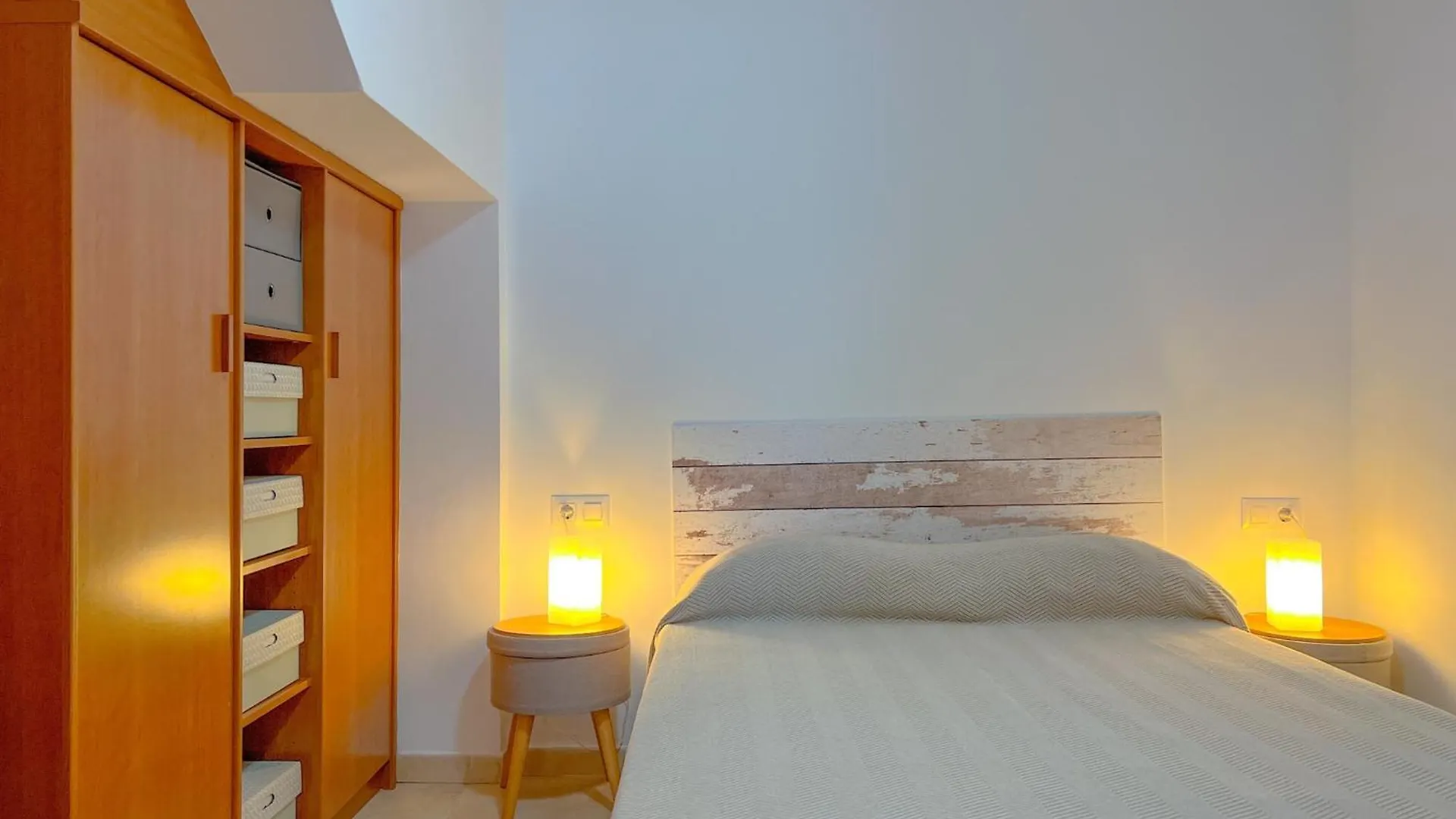 Apartament Vivalidays Angels - Blanes - Costa Brava Hiszpania